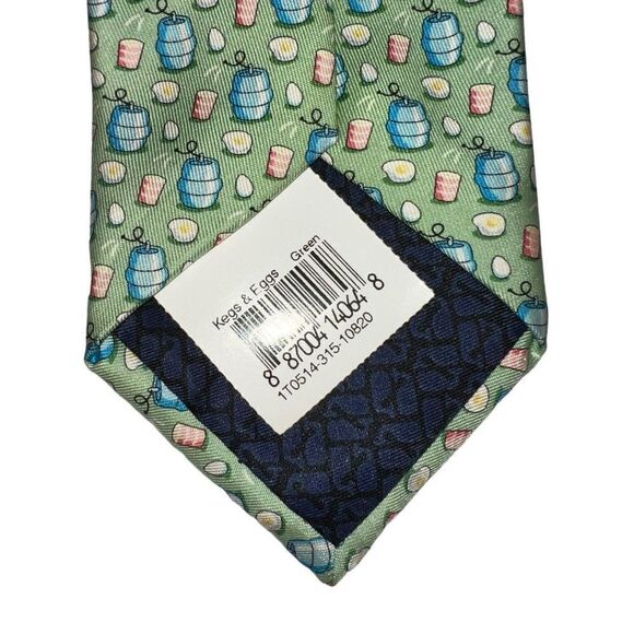 Vineyard Vines Kegs & Eggs Green Tie 1T0514 NWT - Picture 5 of 5